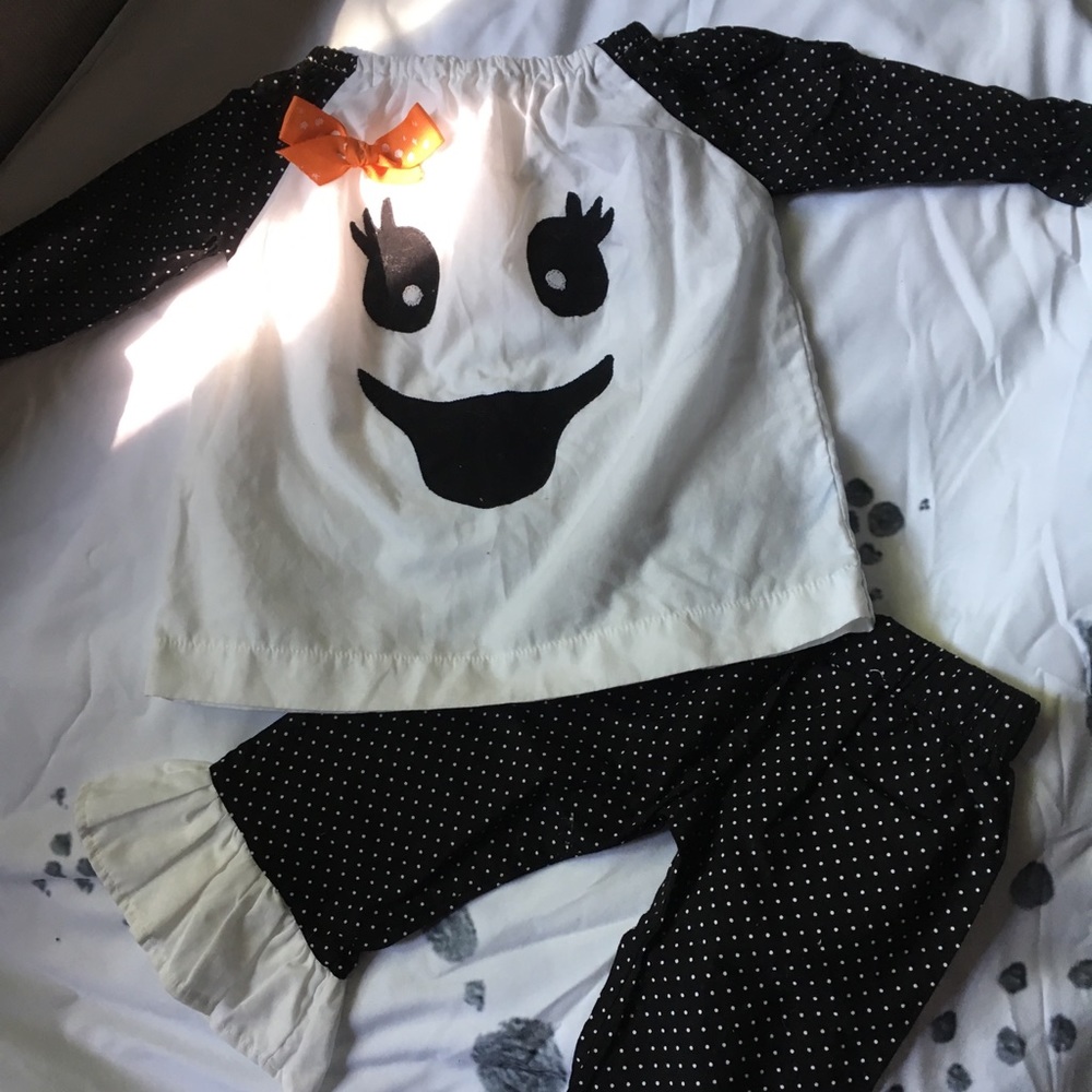 Adorable fall/halloween outfit for baby!!!